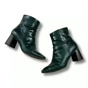 I.N.C. Chunky Heel Embossed Faux Leather Ankle Boots Size 6 Green Snake Cosplay